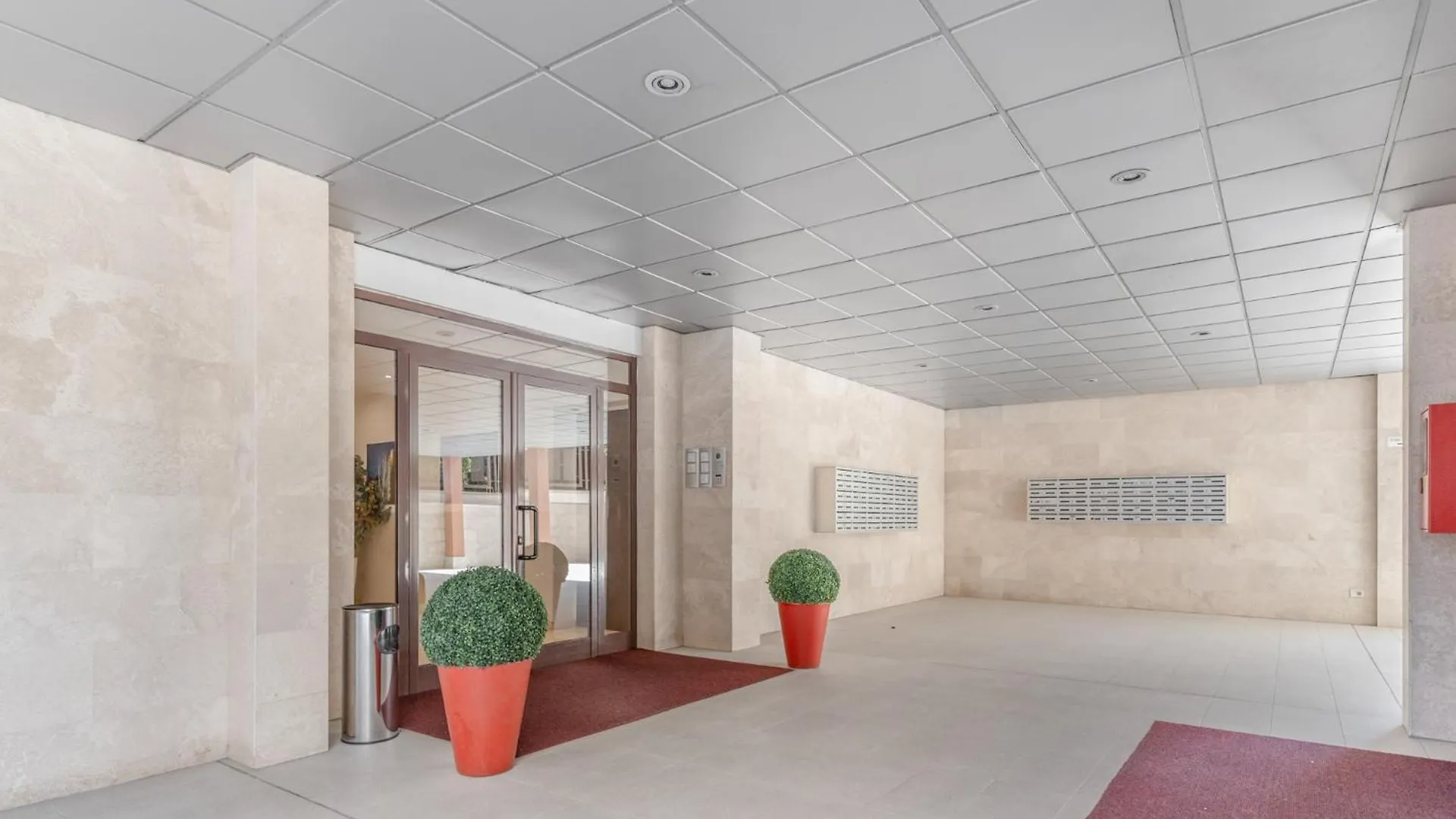 Monolocale Con Balcone Self Check In Milano Sempione Διαμέρισμα