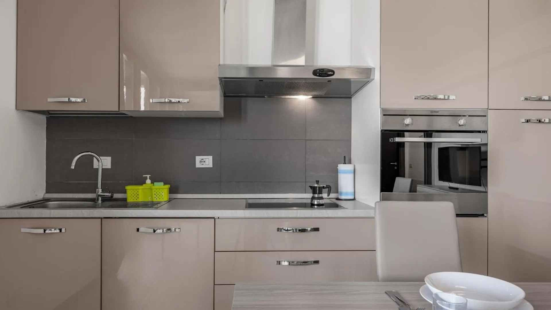 Apartament Monolocale Con Balcone Self Check In Milano Sempione 0*, Mediolan