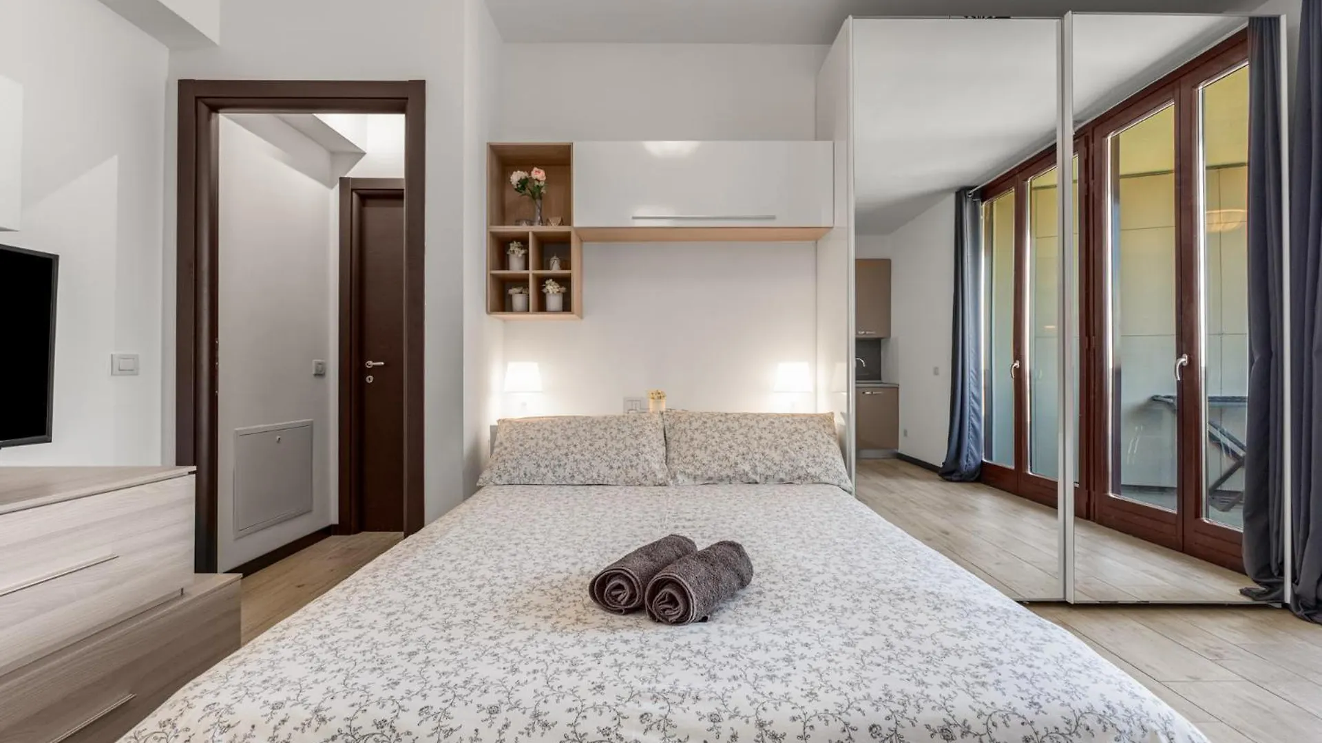 Apartament Monolocale Con Balcone Self Check In Milano Sempione Włochy